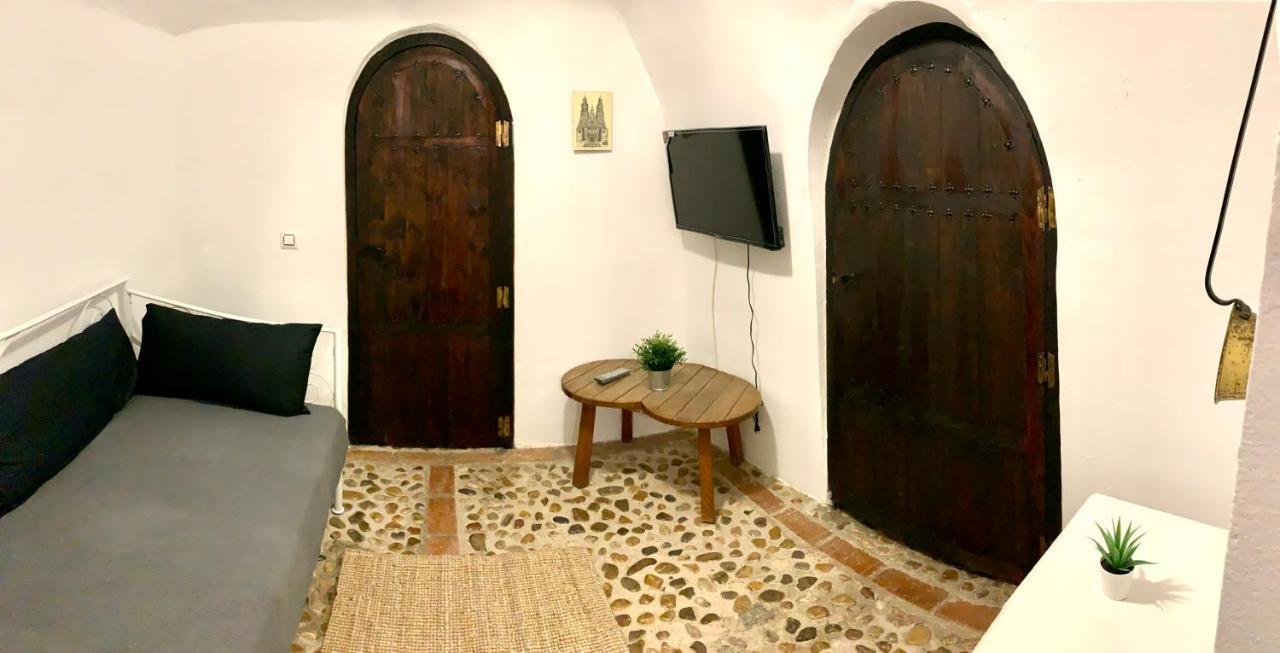 Casa Cueva Castillo Perales de Tajuna Екстер'єр фото